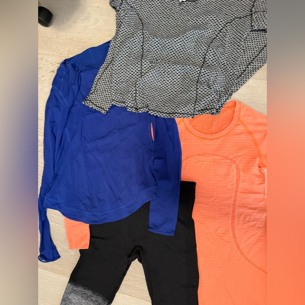 4 LULULEMON pieces in size 4 HARDLY WORN! Insane deal.